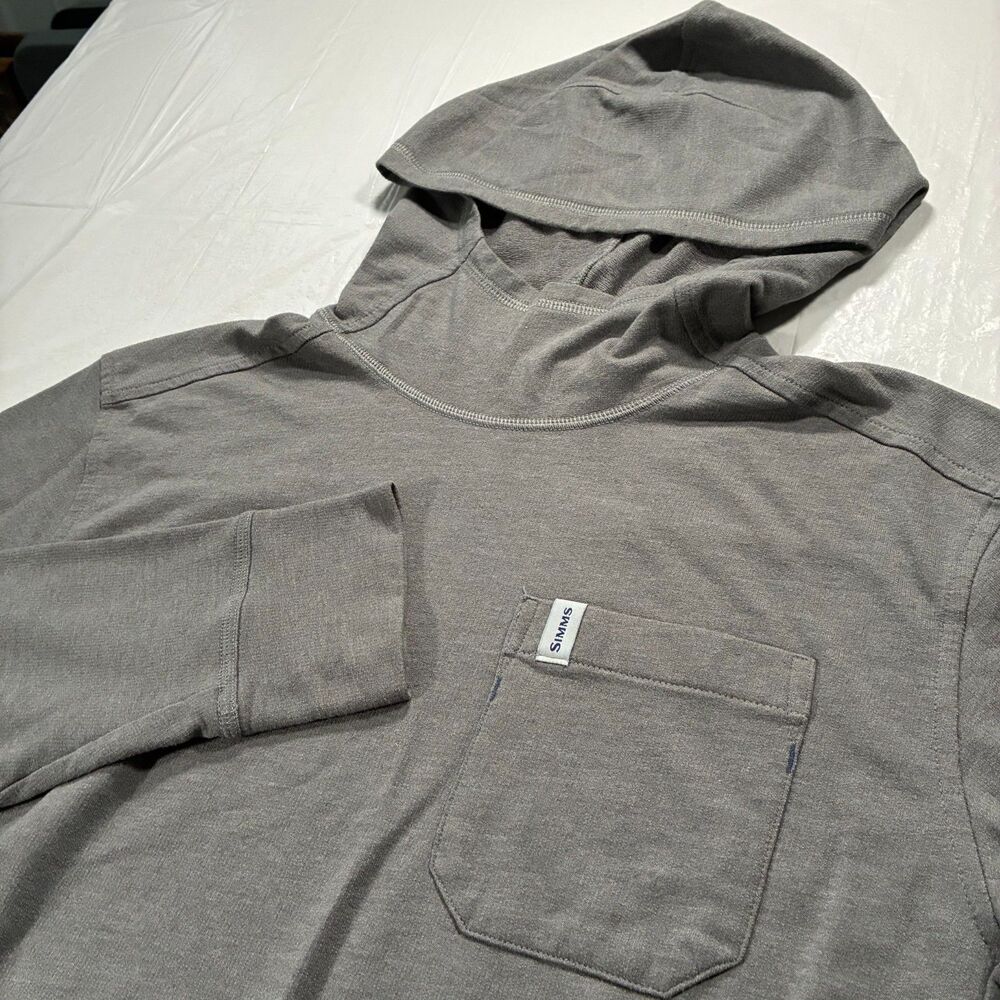 Simms Glades Hoodie Men's Medium Gray Sun Shirt Long Sleeve Fishing UPF